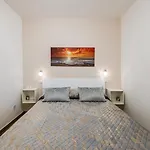 Sbiriddu's House דירה *
